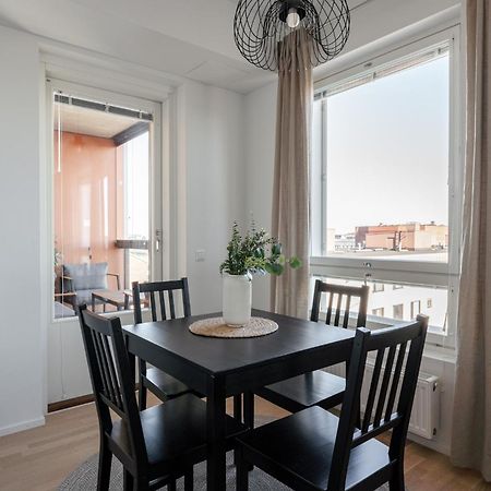 "Pyynikinkulma" - 1Br Apt With Stunning Views, Sauna & Balcony - Hosted By 2Ndhomes Tampere Bagian luar foto